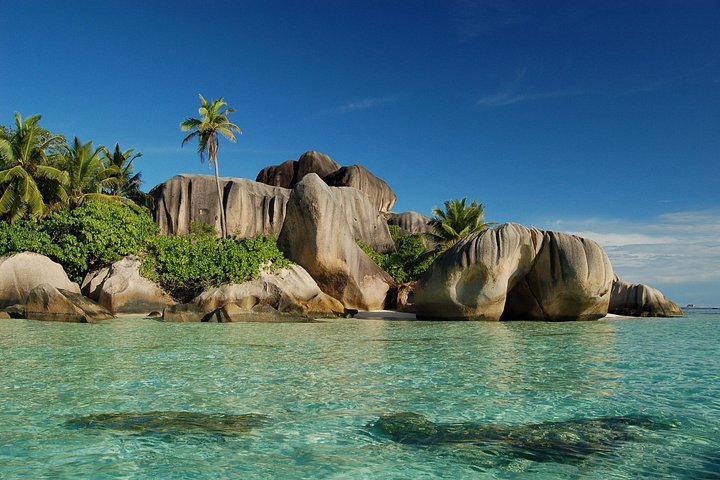 Supplier photograph: Full Day Discovery Tour of La Digue Island from Praslin Island