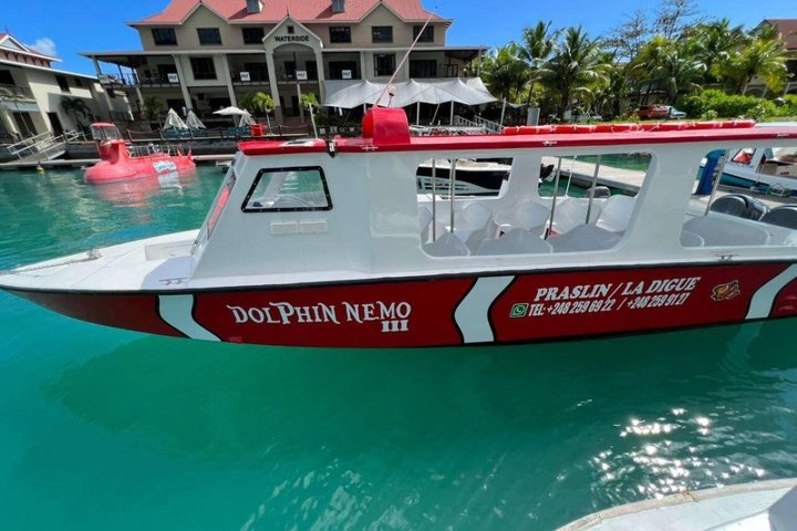 Supplier photograph: Praslin and La Digue Day Trip from Mahé by Boat