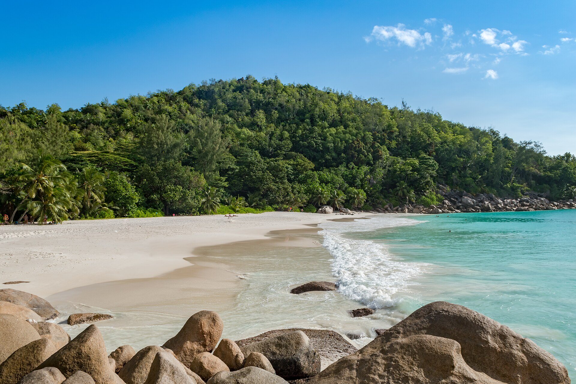 Erlebnisse auf den Seychellen: der Strand Anse Georgette an der Nordwestküste von Praslin
