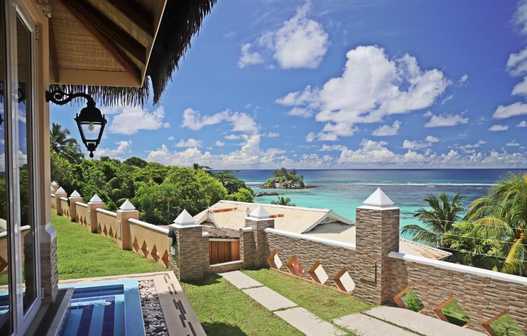 Au Fond De Mer View, Seychelles: property photograph