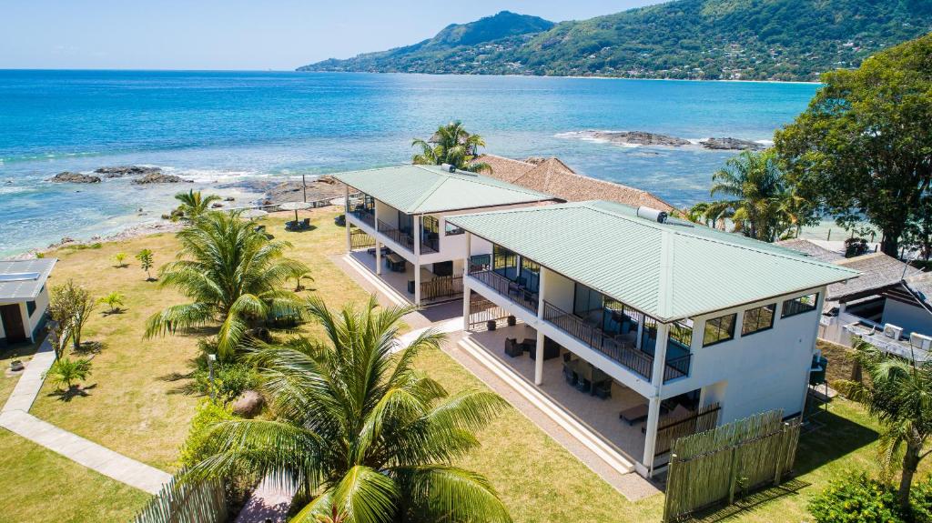 Beach Cottages, Seychelles: property photograph