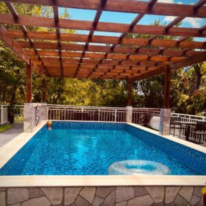 Belle Montagne Holiday Apartments, Seychelles: property photograph