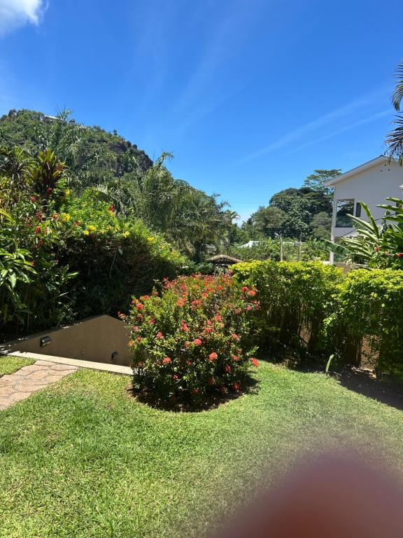 Eden Hills Residence, Seychelles: property photograph