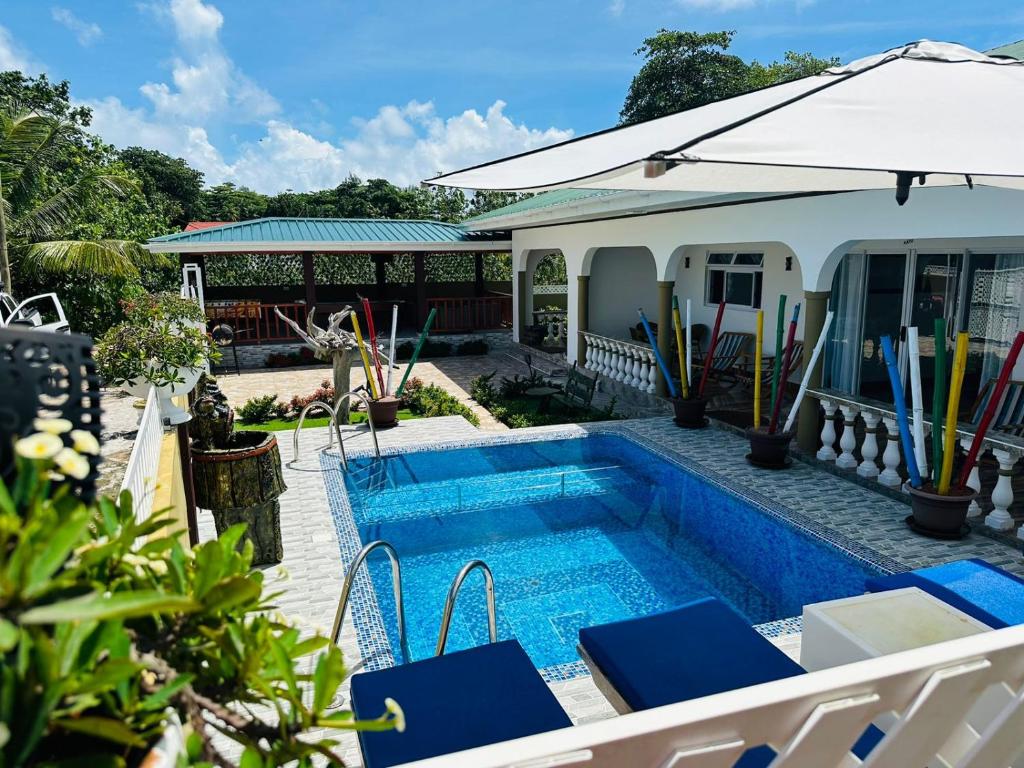 Happy stay villa, Seychelles: property photograph