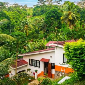 Charming house in Victoria with mountain view, Seychelles: property photograph