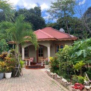 Island Bungalow, Seychelles: property photograph