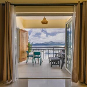 La Digue Coral Self Catering Apartments-Beachfront, Seychelles: property photograph