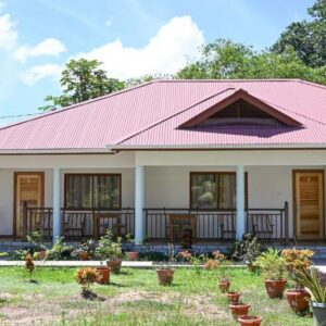La Maison Figaro Guest House - Spacious Island Stay in La Digue, Seychelles: property photograph
