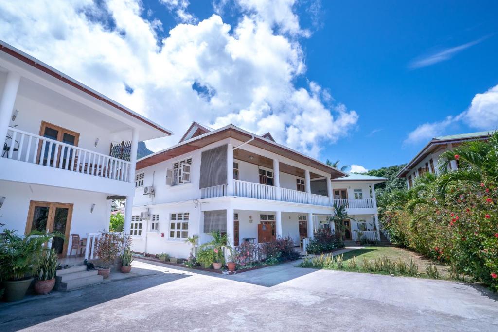 La Maison Hibiscus Self Catering Accommodation, Seychelles: property photograph