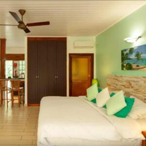 La Digue Self-Catering Apartments, Seychelles: property photograph