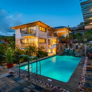 Lodoicea Apartments, Seychelles: property photograph