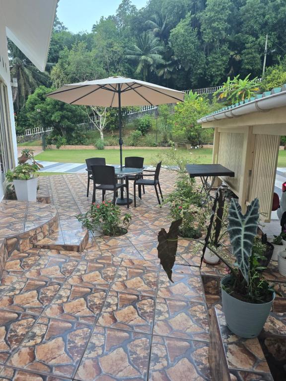 Loversnest Self Catering, Seychelles: property photograph