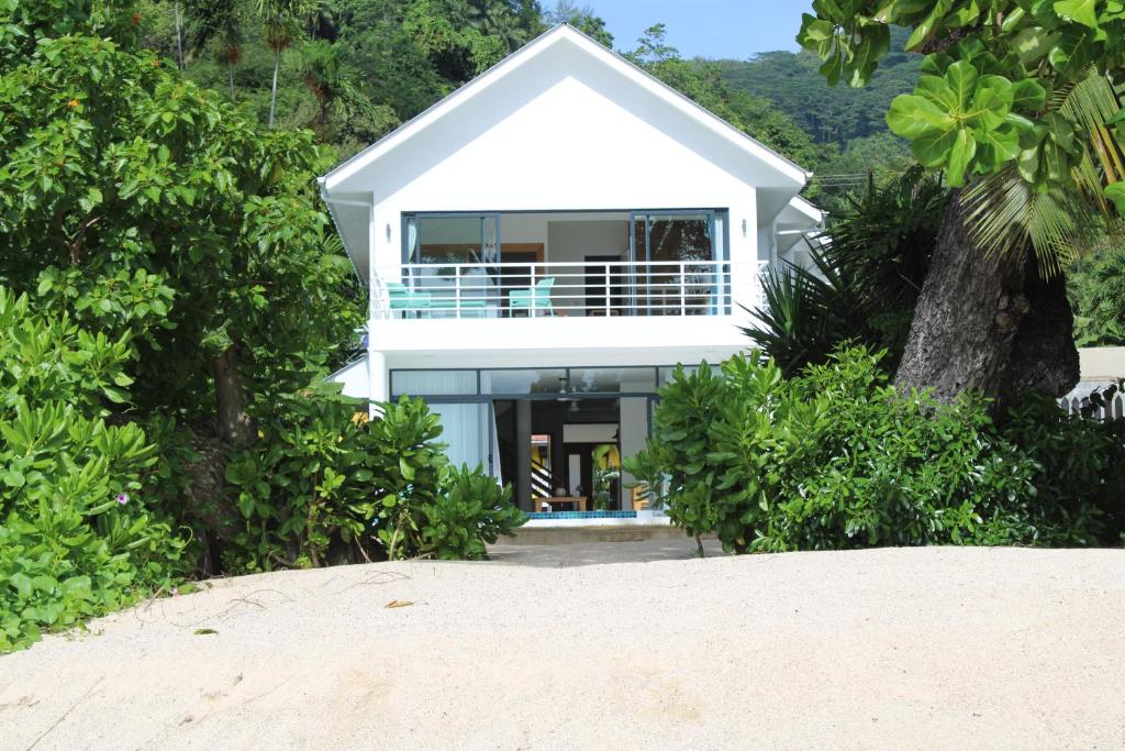 Lyla Beach Villa, Seychelles: property photograph