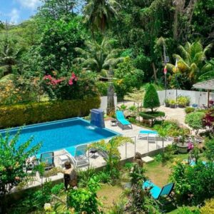 MAZU apartments garden view & pool, Seychelles: property photograph