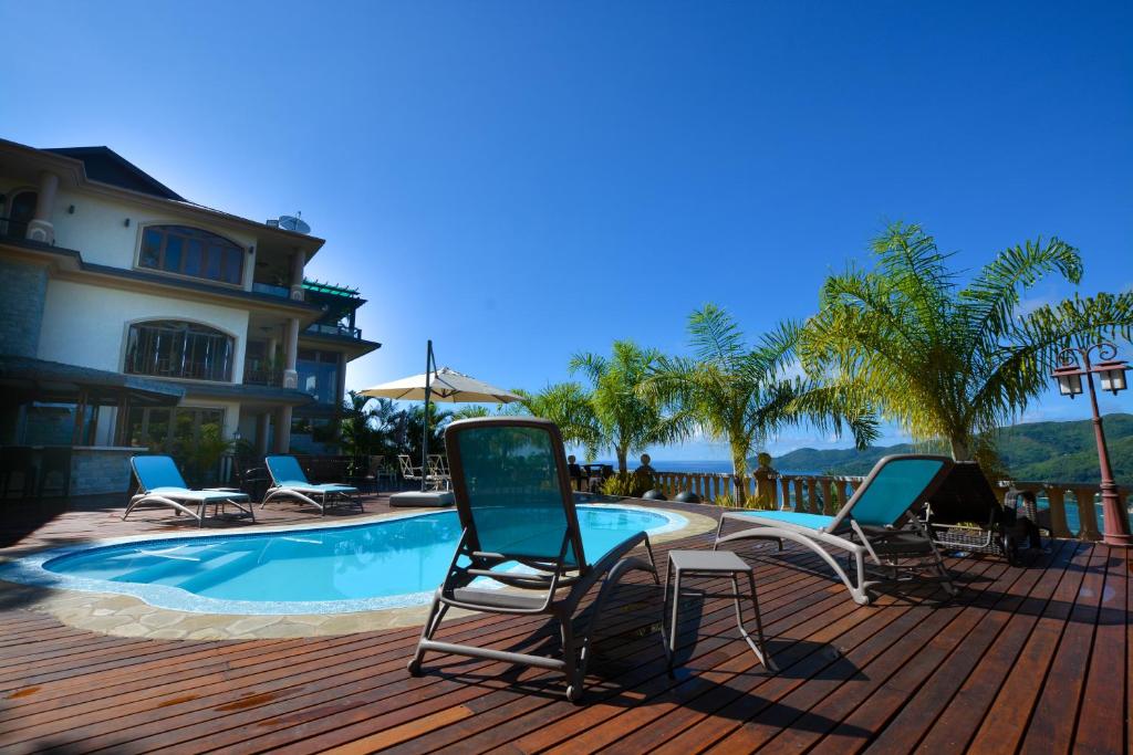 Ocean Terrace, Seychelles: property photograph