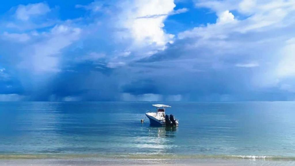 Seashell Beach Villa, Seychelles: property photograph