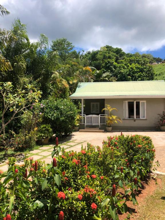 Sunbird Bungalow, Seychelles : photo de l’établissement