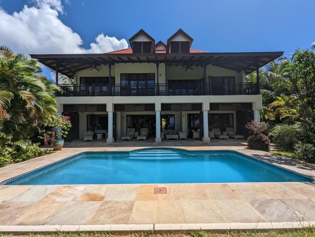 Villa Magnifique by Simply-Seychelles, Seychelles: property photograph