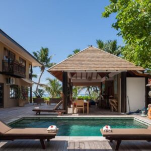 Villas des Alizes Beachfront Suites, Seychelles: property photograph